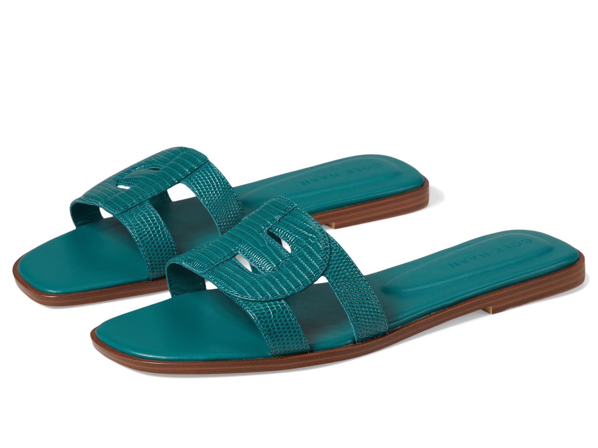 SALE！COLE HAAN♪キュート★Chriseeレザーロゴサンダル Amazon.com | Cole Haan Women's Chrisee Sandal Flat, Black