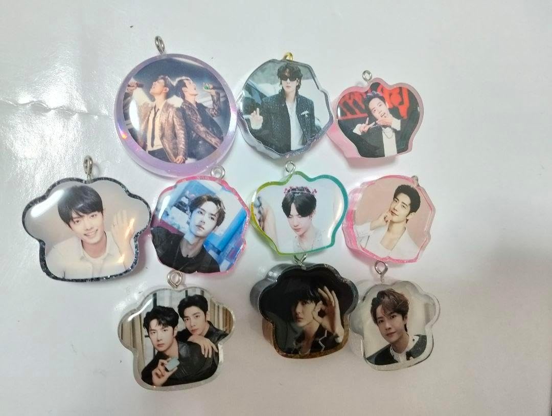 陳情令 博君一肖 王一博肖戦「LOVE LIKE FLOWERS」写真集 Amazon.co.