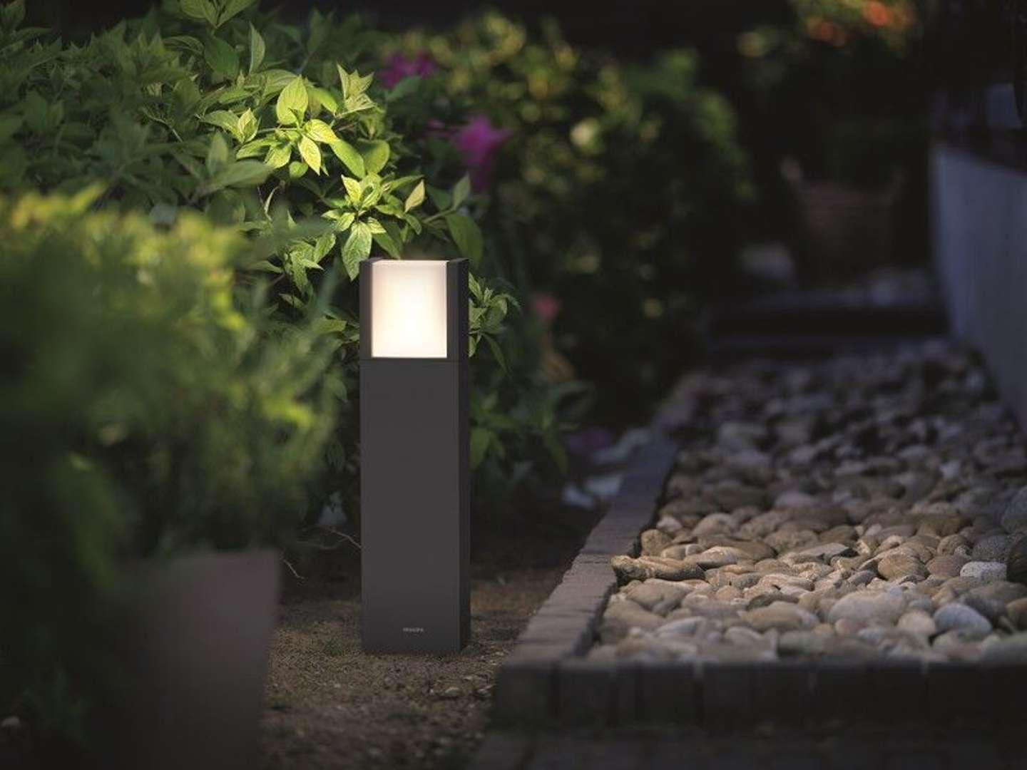 Philips LED Lampione LED Arbour per Esterni, Basso, 6W, Luce Bianca Fredda, Nero