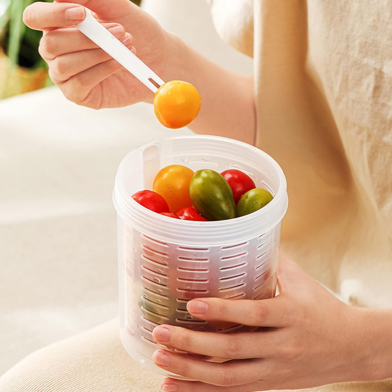 EPMANN 1 Pack Pickle Jar Container with Strainer and Clip ,Pickle Jar Holder Keeper