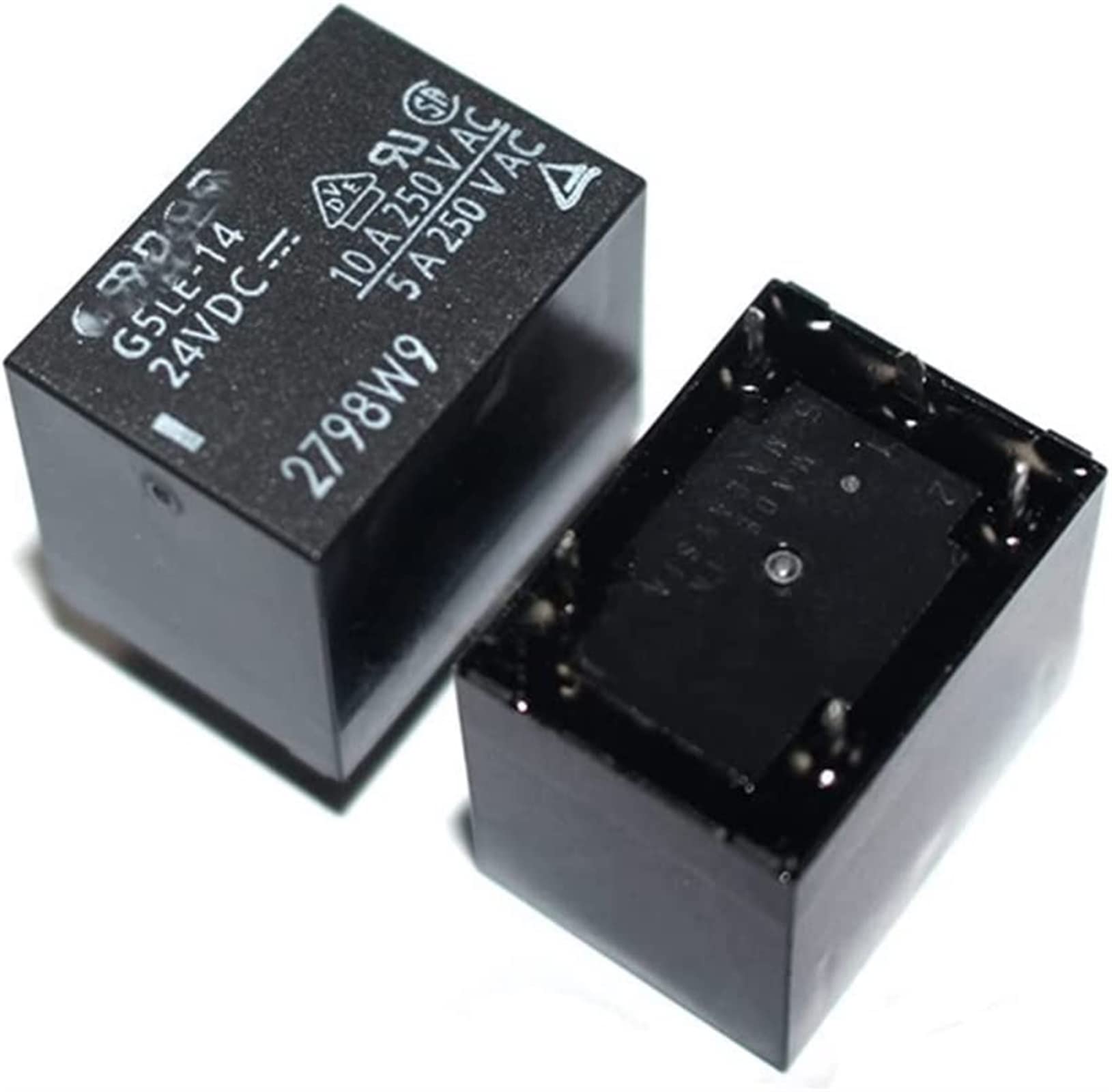 Relais G5le-14-24VDC 10A T73 multiprise composant électronique Dip5