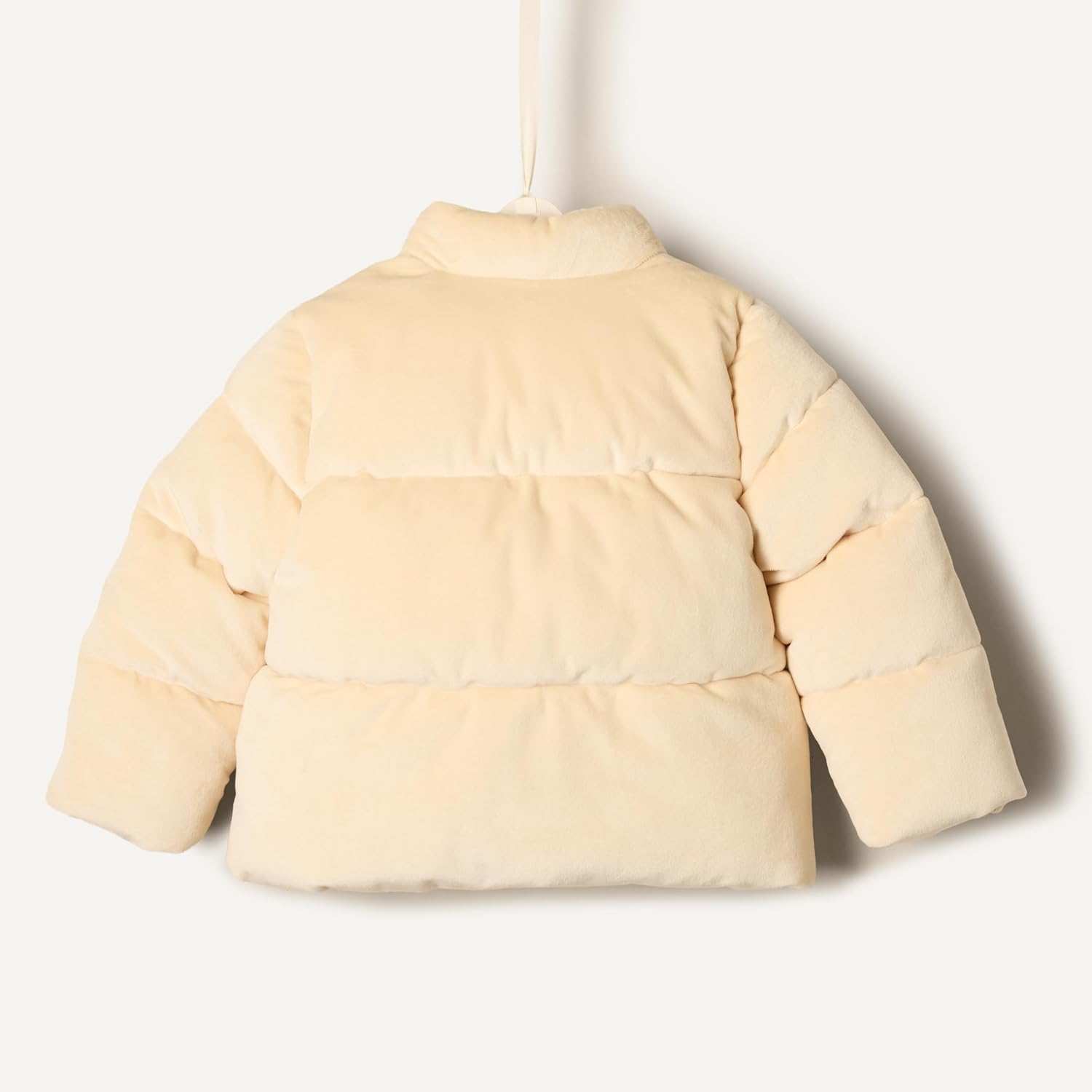 Amazon Essentials x Sofia Grainge Toddler and Baby Girls' Velour Puffer Jacket - Image 3