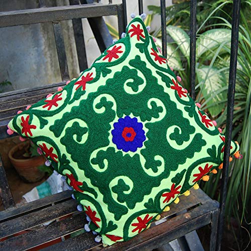 HomeDecorShopieBoho Jeter oreillers Suzani, Housses de Coussin brodées 16 "x 16", taie d'oreiller décorative, Coussins extérieurs Pom Pom Indien, Couvre-oreillers Boho (1) Cover