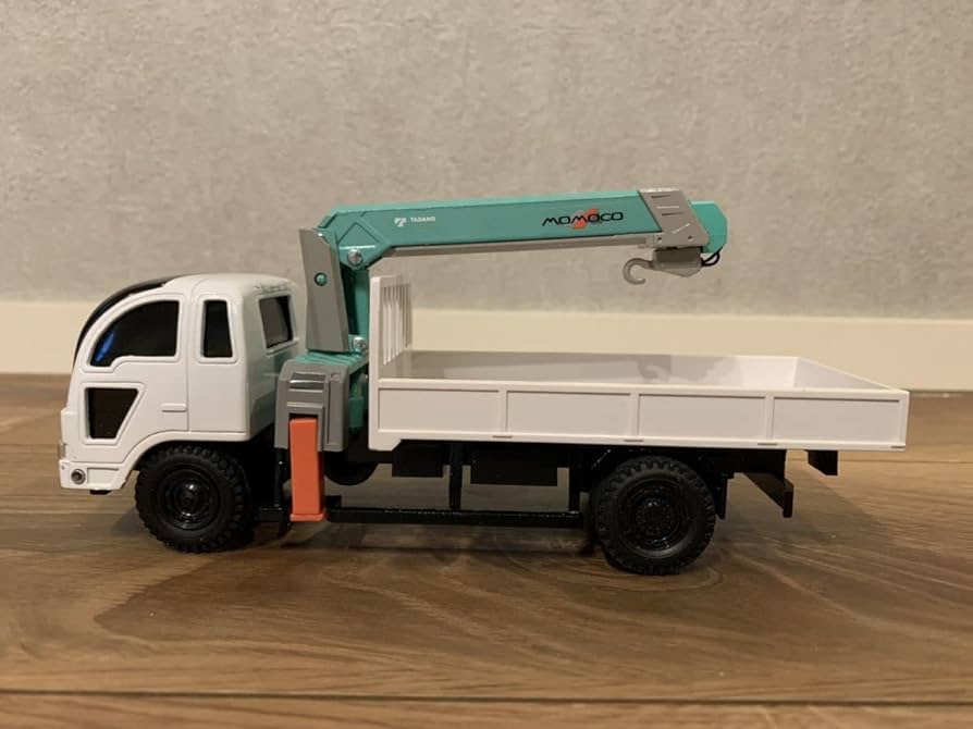 日本製　TADANO　CARGO CRANE MOMOCO Amazon.co.jp: TADANO CARGO CRANE MOMOCO Heavy Equipment