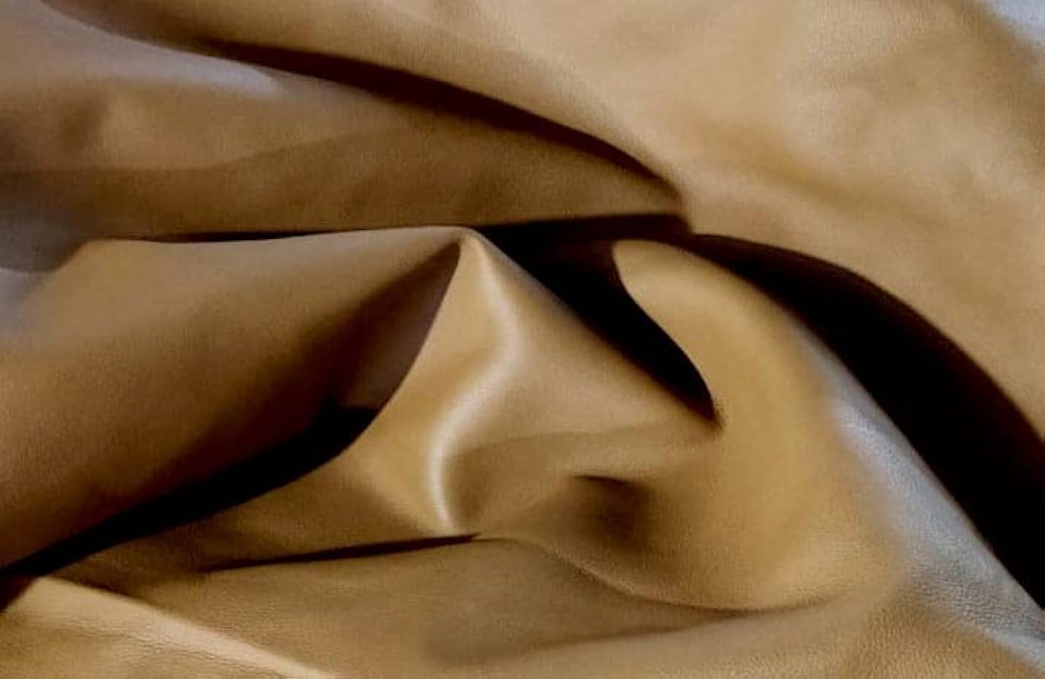 Peau de mouton de qualité supérieure en cuir nappa souple – Sans trous ni découpes (brun roux)