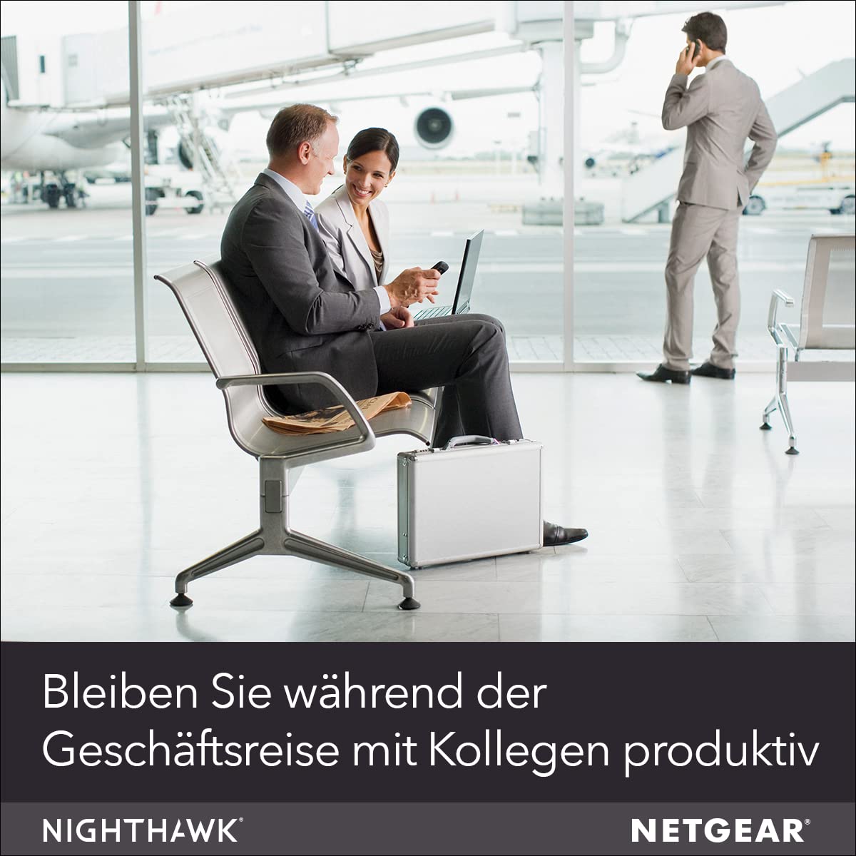 NETGEAR Nighthawk Mobiler Router WiFi 7 M1 | tragbares WLAN für unterwegs | 5G LTE Router | Hotspot für 20 Geräte
