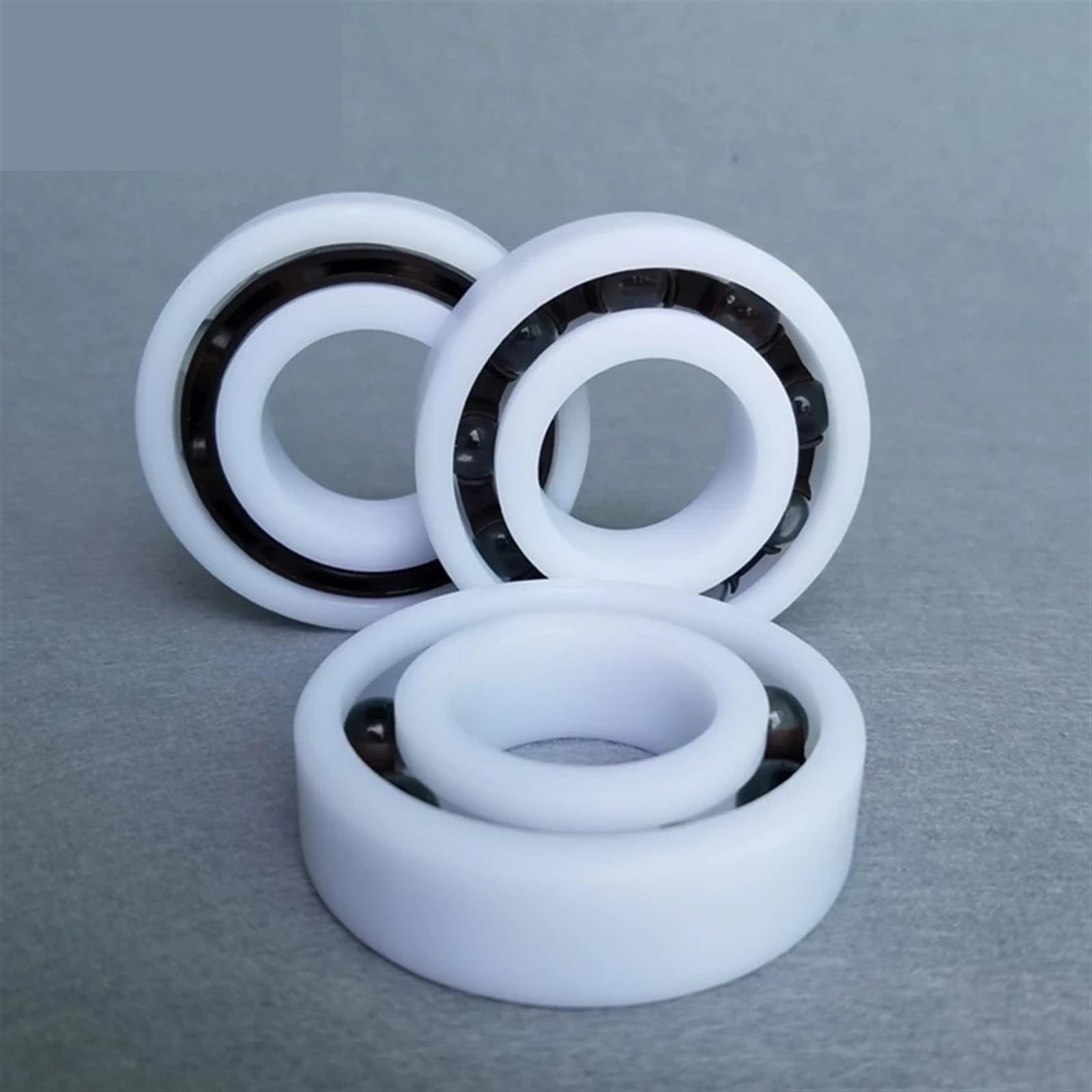 Roulement en plastique 683 684 685 686 687 688 689 Roulement 50 pièces(687 7x14x3.5)