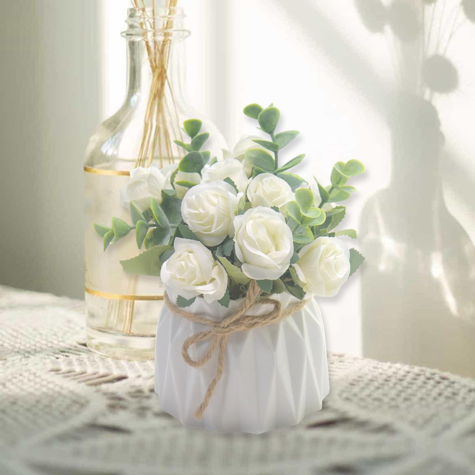 BLOSMON Fiori artificiali e decorazione per vasi, fiori finti in vaso, 2PZ rose in plastica bianca, composizione floreale, centrotavola, ornamento bouquet di piante per matrimonio, camera, finestra
