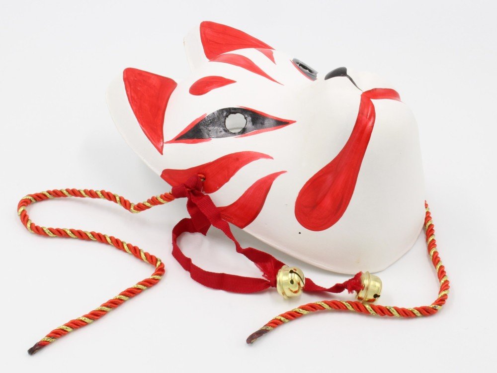 Amazon.co.jp | コスプレ 狐 手描き お面 本格石膏版 紅金紐 | ホビー 通販