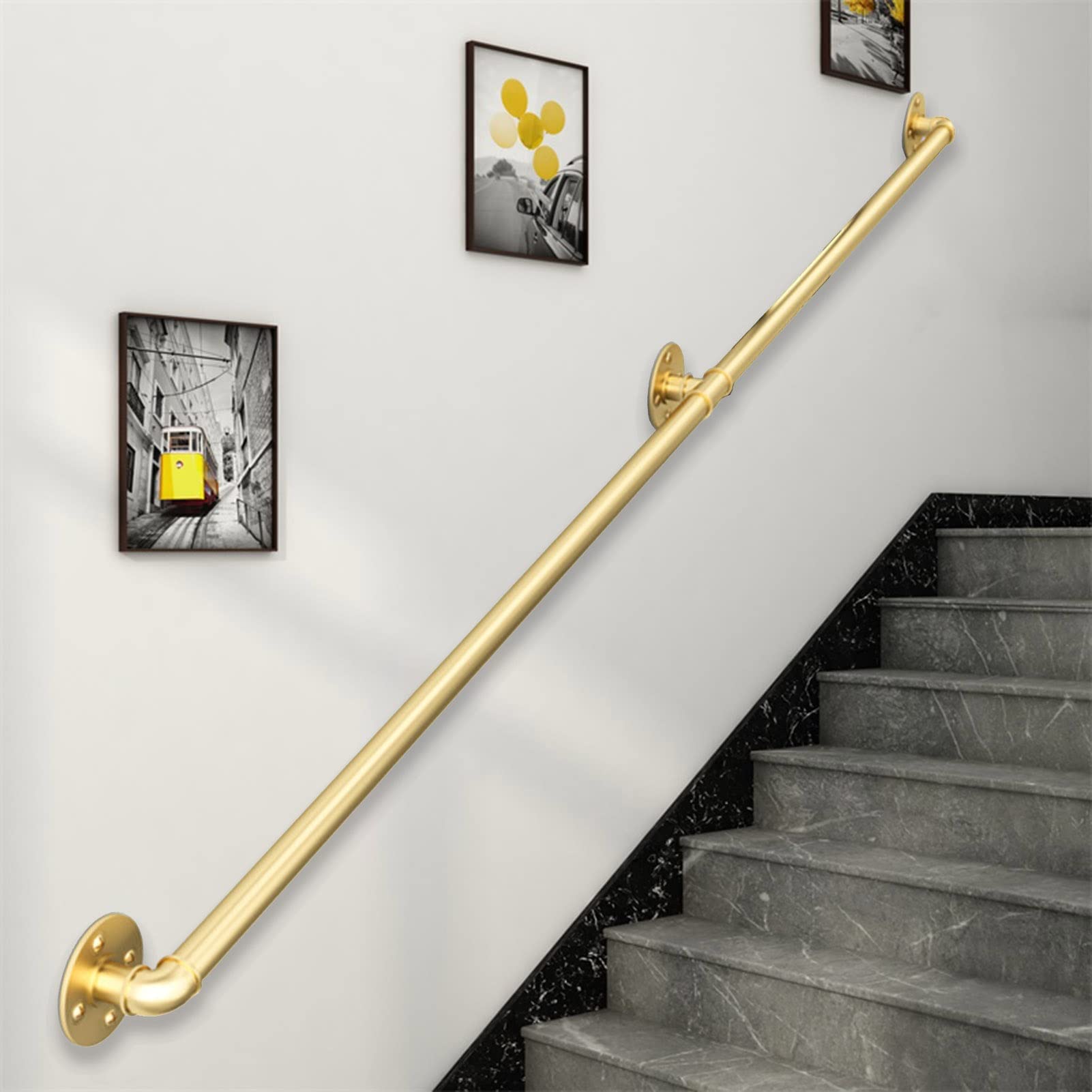 Main courante sécurité antidérapante dorée avec rampe d'escalier fixe et supports muraux