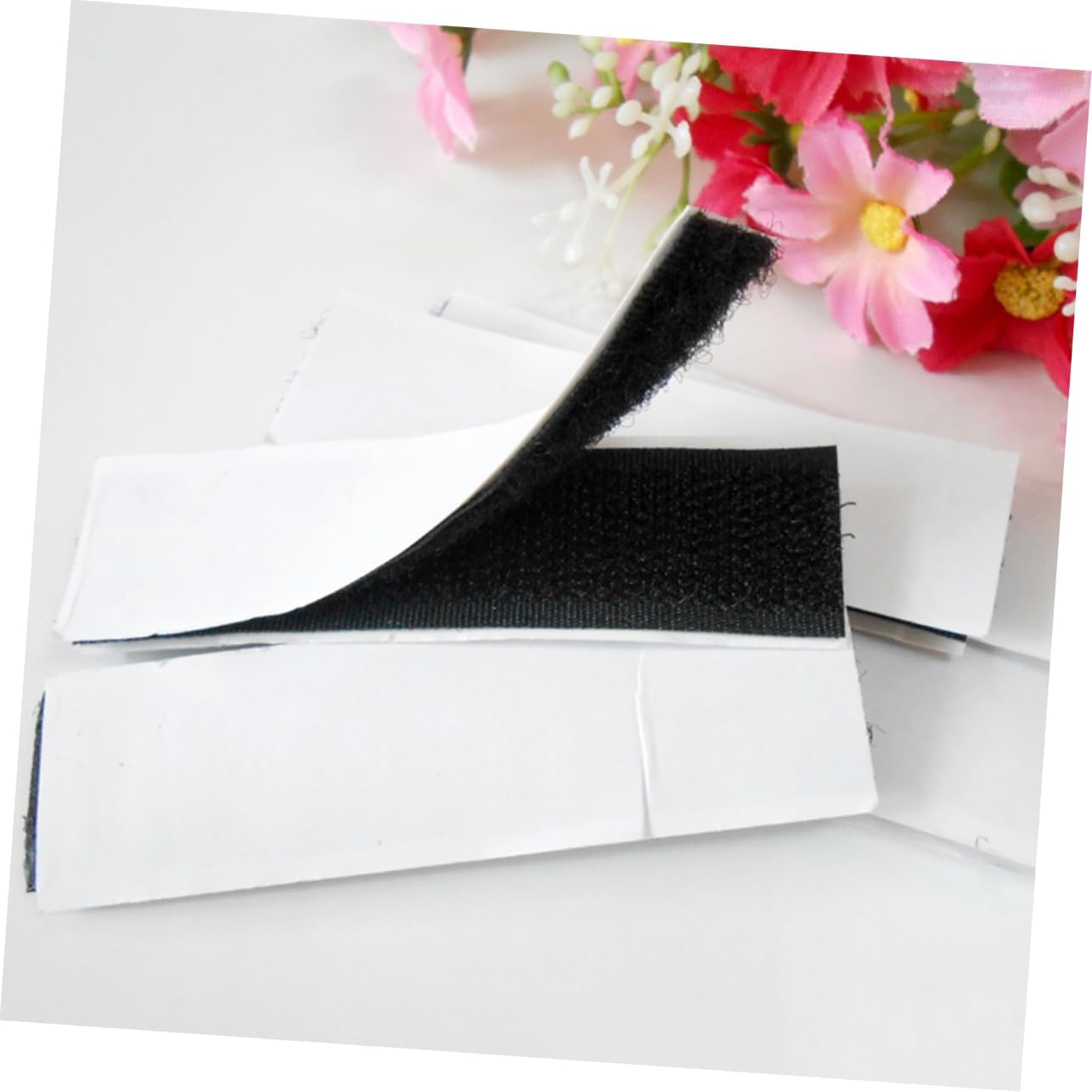 NUOBESTY 40pcs Self-Adhesive Hook and Loop Tape Fastening Strips Sticky Glue Protection Pads for Home Appliances