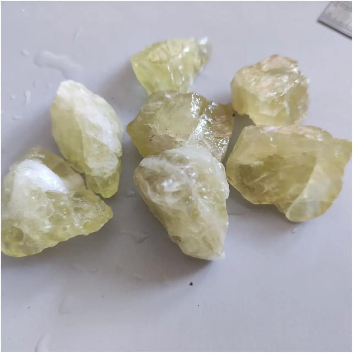 100g 2-4cm Topaz Crystal Raw Citrine Rough Stones Minerals and Home Decoration Stone