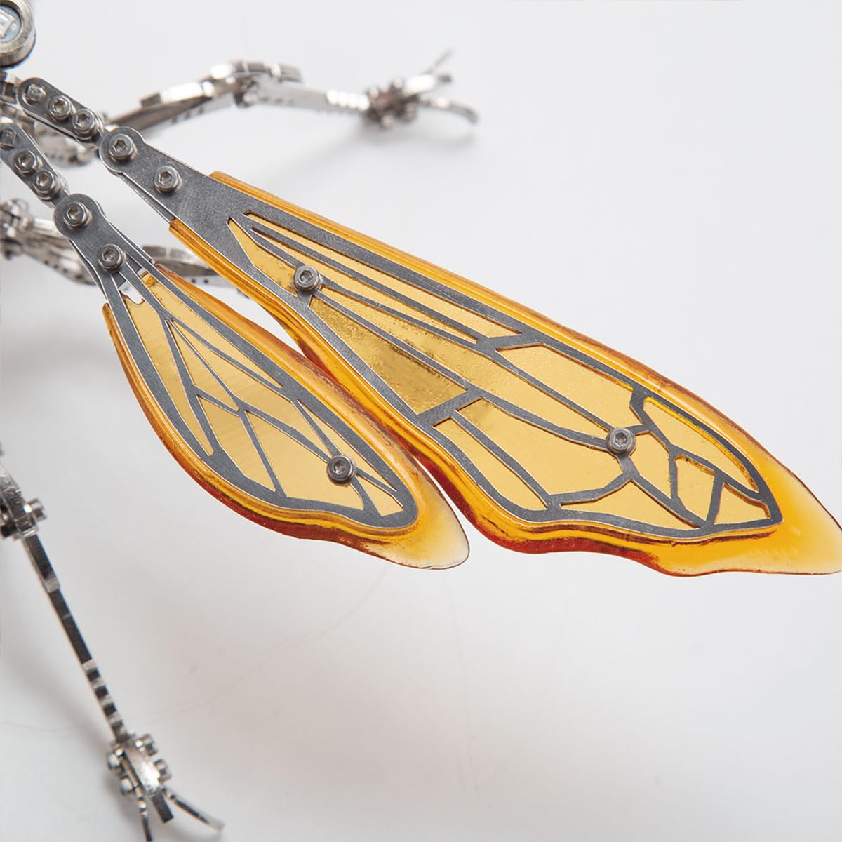 3D Metall Bausatz Mechanische Wespe mit LED-Beleuchtung, DIY Steampunk Insektenmodell, Geschenk für Modellbau-Hobbyisten (420+ Teile)