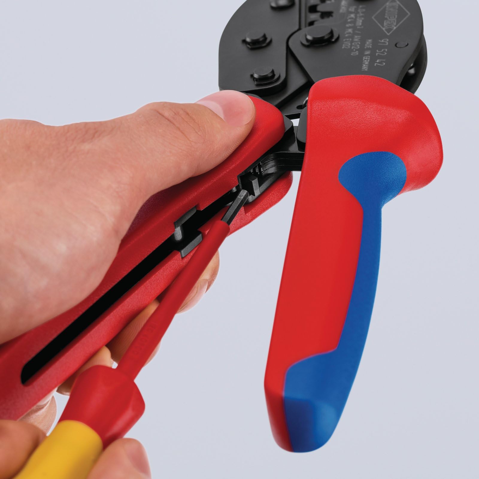 KNIPEX 97 52 42 SB PreciForce® Crimping pliers for MC4/MC4 EVO, 220mm, Black, 1 - Image 3