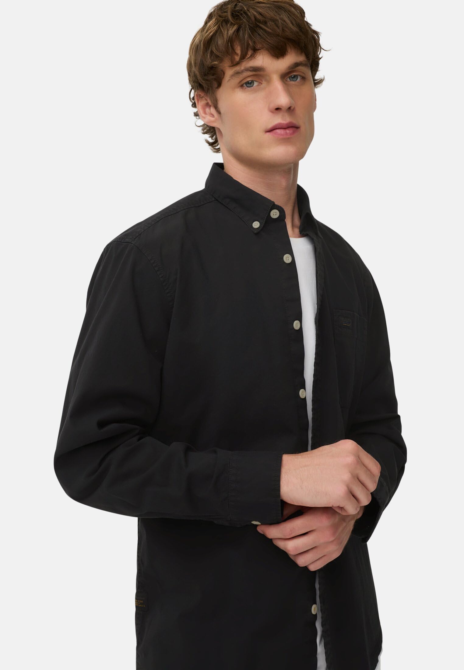 camel active Herren Langarmhemd mit Button-Down Kragen