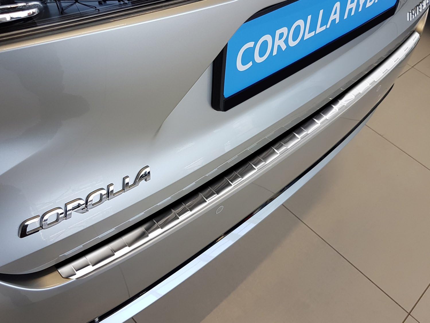 AVISA | Compatible avec Toyota Corolla Break 2019+ | Protection de Pare-Chocs Arrière ; Acier Inoxydable, Brossé, Argenté ; Protection de Seuil de Coffre pour Protéger Votre Voiture des Rayures