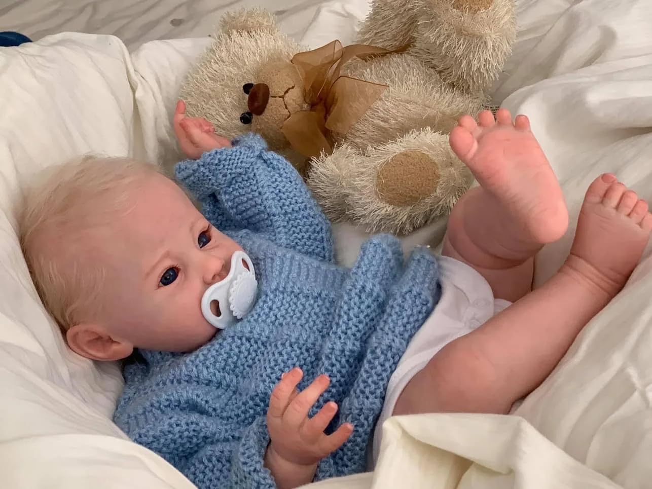 Realistyczne lalki Reborn Baby Dolls Pełne kończyny winylowe lalki niemowlęce, realistyczne lalki dla noworodków, miękkie materiałowe ciało, które wyglądają jak prawdziwe dziecko, z zabawką do