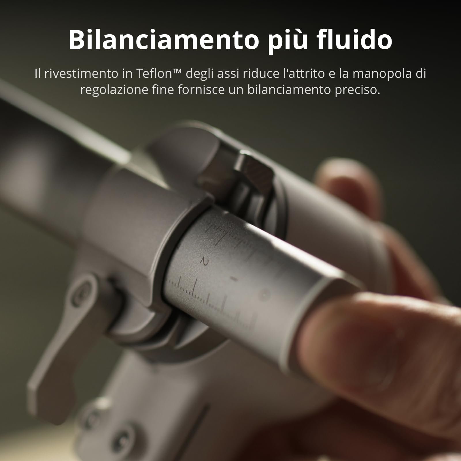 DJI RS 4 Mini Combo con borsa portatile, stabilizzatore cardanico per fotocamera Canon/Sony/Panasonic/Nikon/Fujifilm, blocco automatico degli assi, capacità di carico 2 kg, cardano per