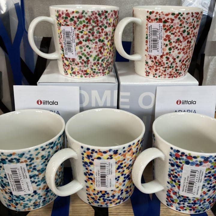 新品未使用iittala イッタラ⚫︎HELLE マグカップ ヘレ2個セット 新品未使用iittala イッタラ⚫︎HELLE マグカップ ヘレ2個セット