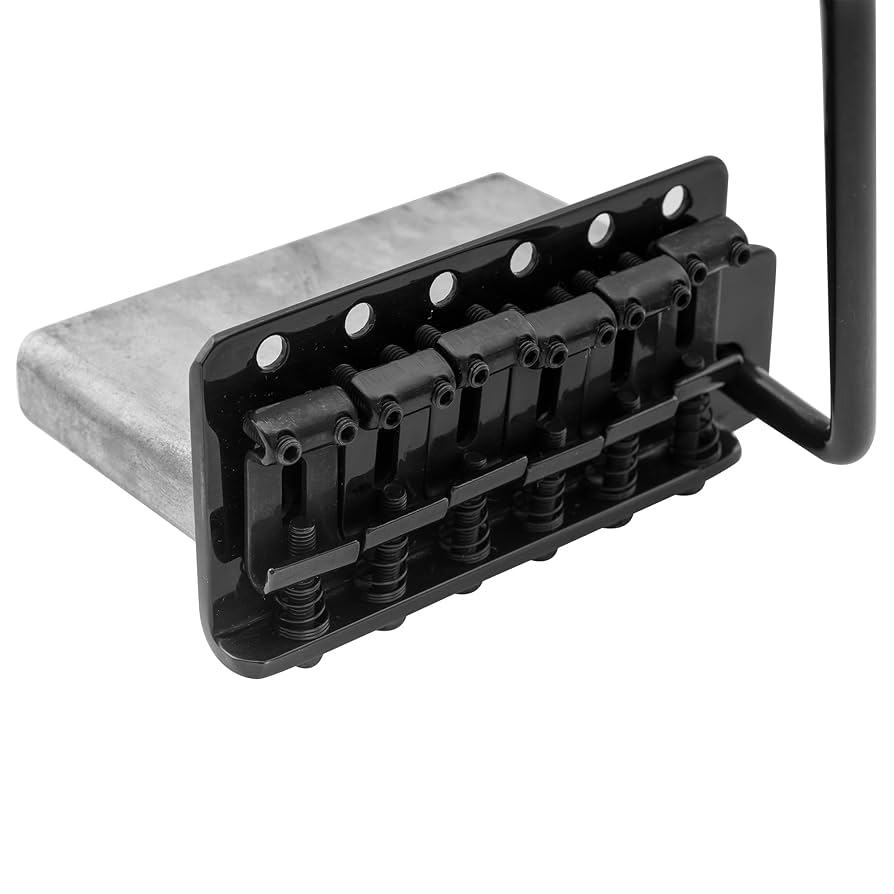 fender japan トレモロユニット 実は羨ましいフェンダーのトレモロユニット - ギター・楽器買取