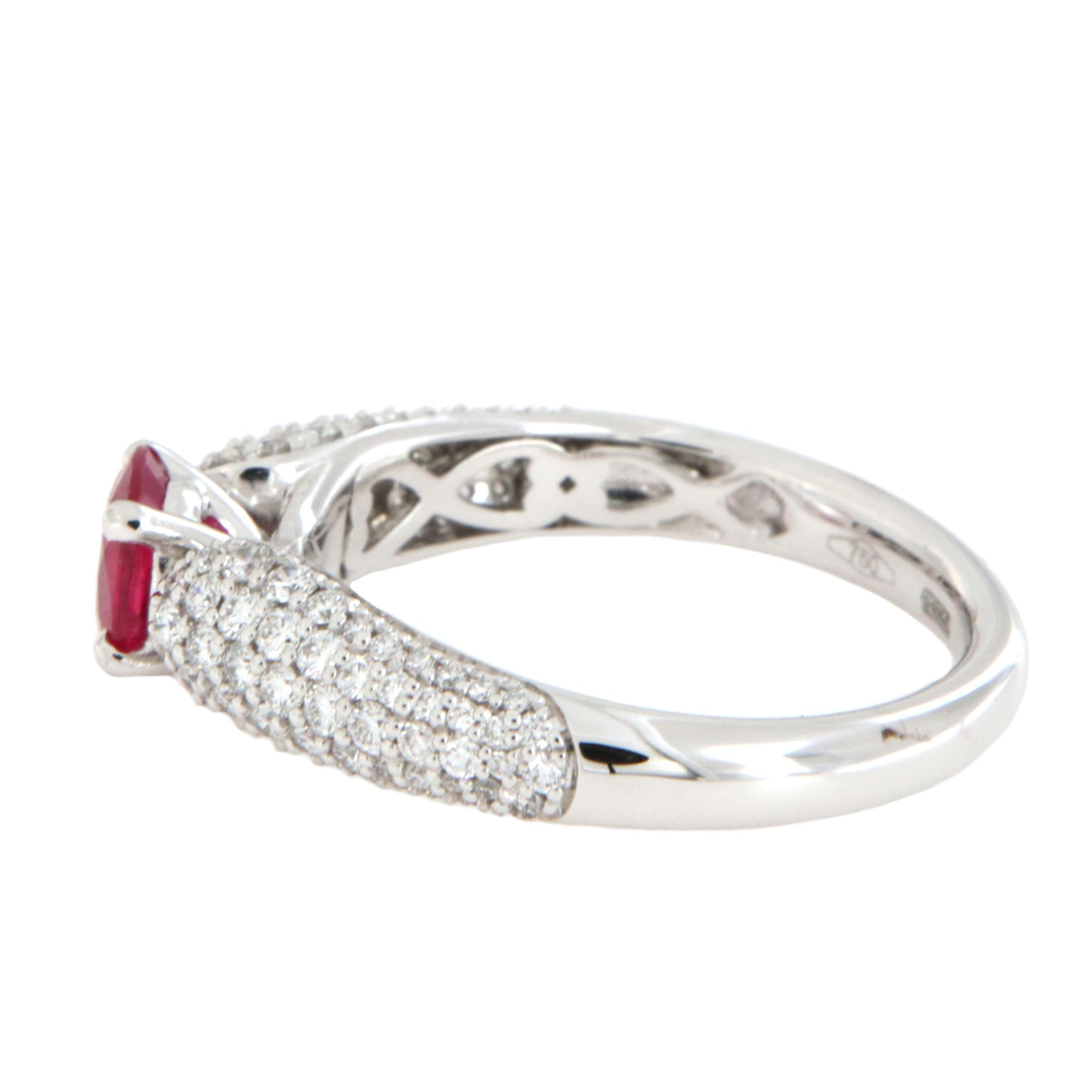 Anello Solitario Rubino Pavè Diamanti Crivelli