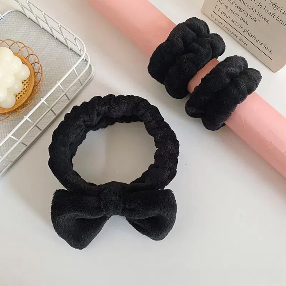 25Pcs Makeup Brush Sets with Wristbands and Headband, Including 14Pcs Makeup Brushes, 3Pcs Blender Sponge, 4Pcs Powder Puffs, Multi-functional Makeup Tool Set for Women and Girls (Black)