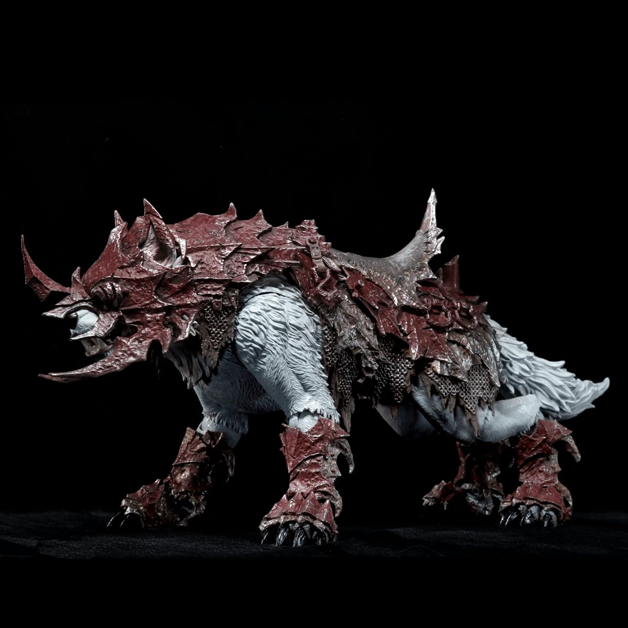 ホワイトアイアンウルフ(ブラットVer.)1/12スケール　フィギュア　④ Amazon.co.jp: RAYGE3LOV ホワイトアイアンウルフ(ブラッドVer.) 1/12