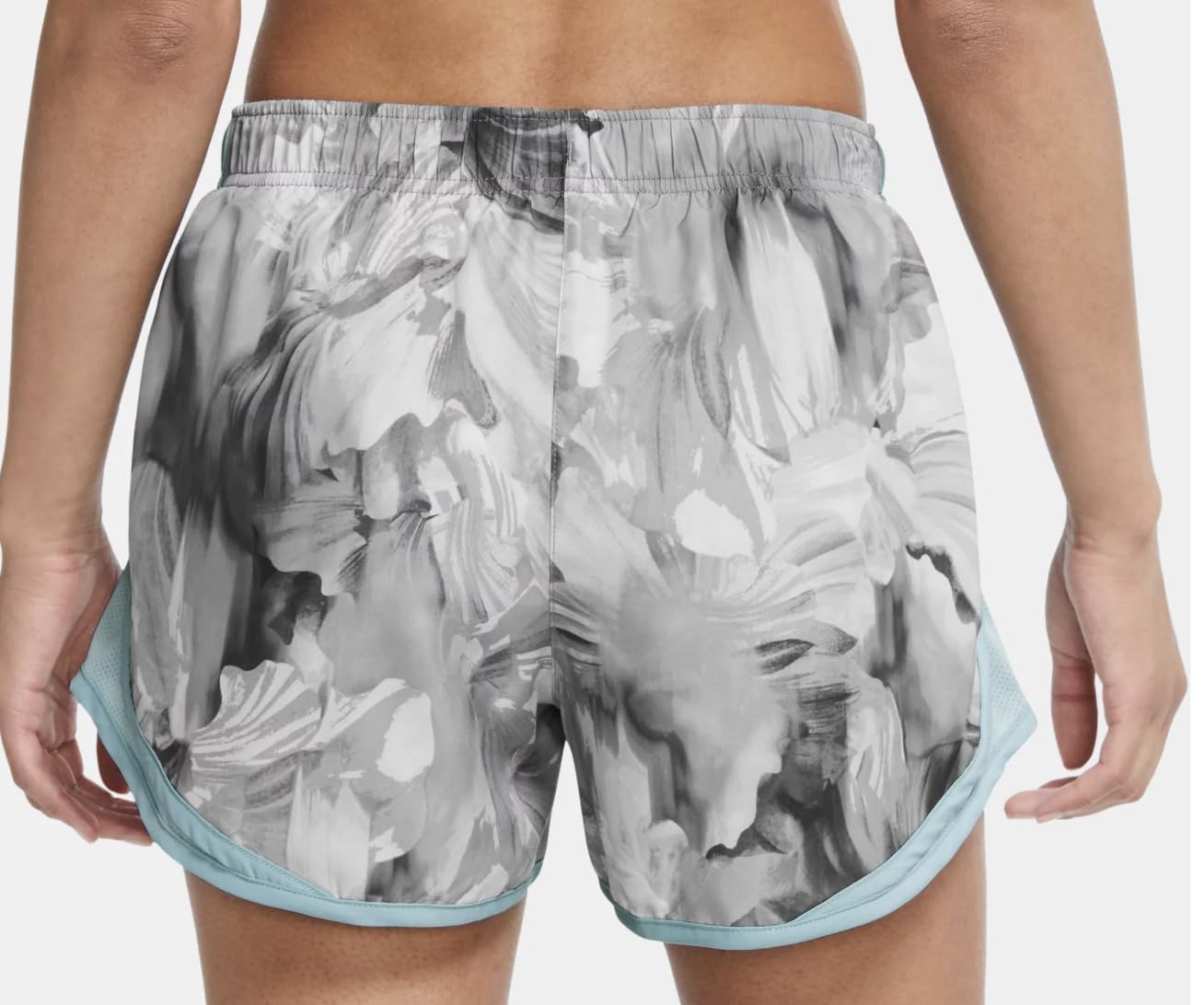 Nike Women's Printed Tempo Running Shorts Extra Large