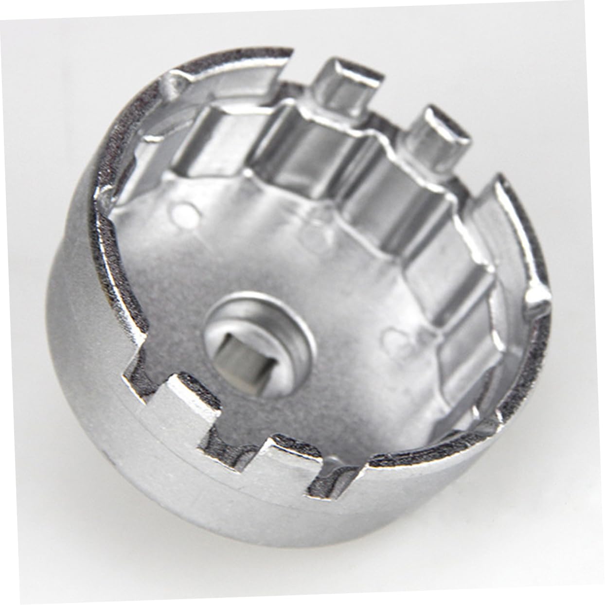 Cabilock Oil Filter Wrench Durable Aluminum Alloy Tool for Auto Oil Filter Housings Silver Finish Compatible with Various Vehicles