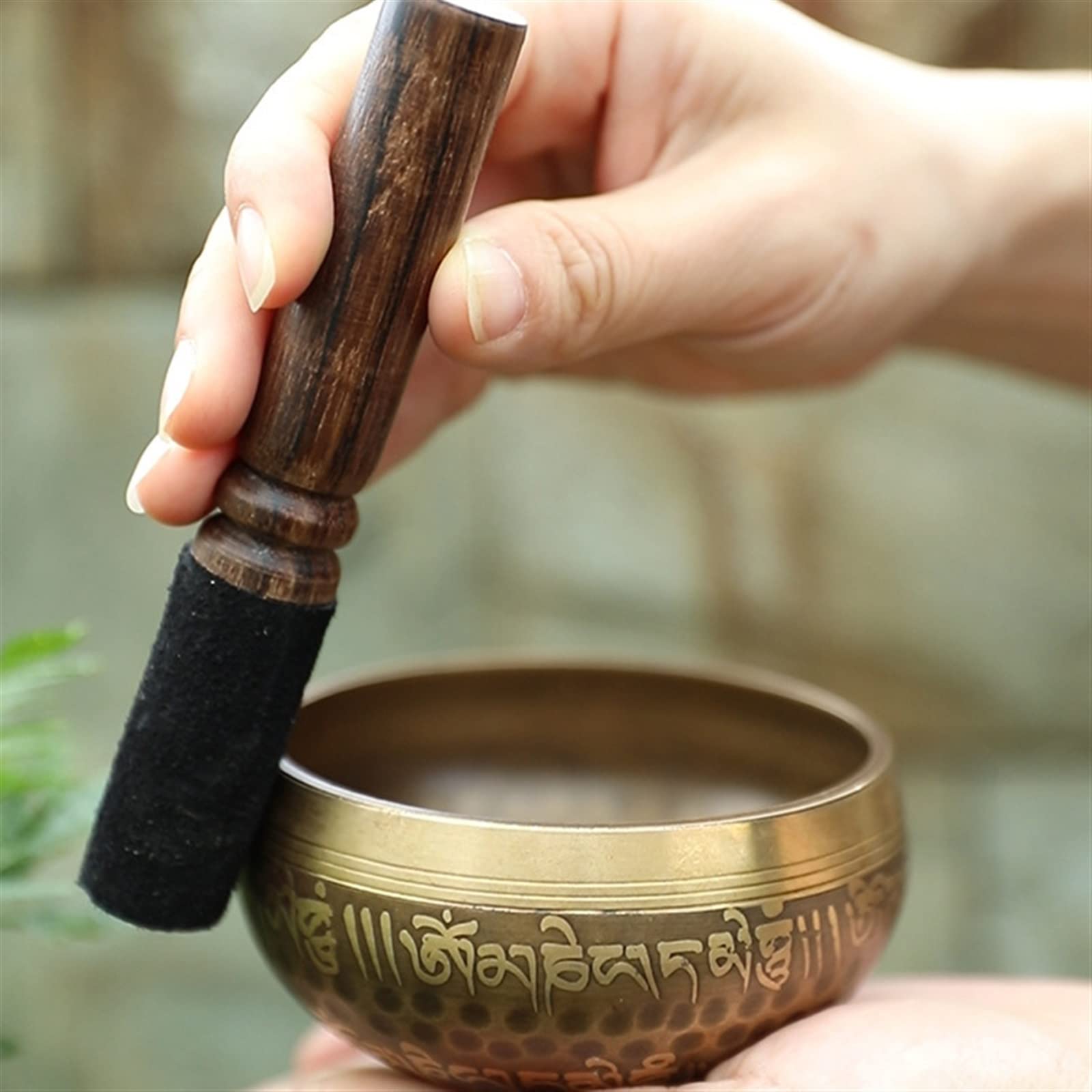 Campana tibetana, set di campane tibetane, con vassoio in seta e bastone in legno, calibro da 9 cm, questa ciotola per canto buddista, ideale per l'editazione dello yoga e la guarigione del suono