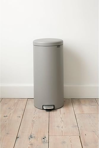 Miniatura 4 de Brabantia New Icon Step - Bote de basura (8 galonesgris hormigón mineral) de cierre suave para cocinabote de reciclaje con cubo extraíble