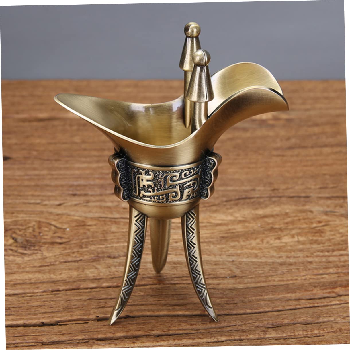 Alipis 2 Pz bicchierino alto Calice bottiglia sbarra coperchio bicchieri d'oro bicchiere refrigerato bicchieri degustazione vino bere tazza coppa di vino nuziale tazza retrò Lega di zinco