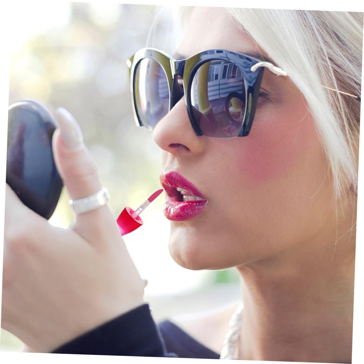 Mikinona Tubos Vacíos Para Brillo De Labios Forma De Copa De Vino Recargables Plástico Duradero Kit Para Diy Y Viaje Envases Transparentes Y Rojos Para Tintes Y 24 Piezas*3