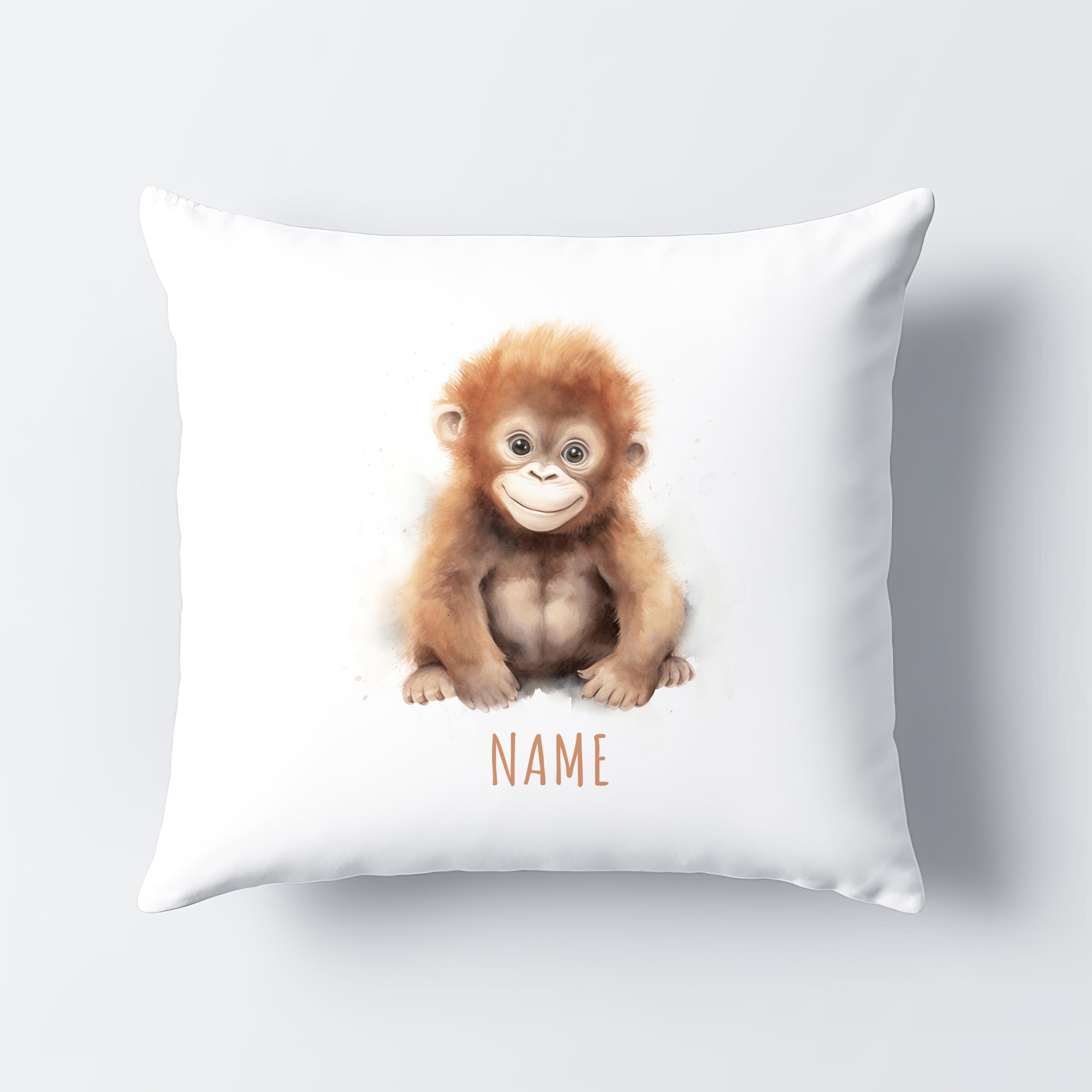 DEL MÀ Unique & Personal AFFE Kissen personalisiert mit Namen Kinderkissen Kuschelkissen Kinder Geschenk Kinderzimmer Deko Junge Mädchen Zierkissen Dekokissen 40x40 cm inkl. Füllung und Bezug