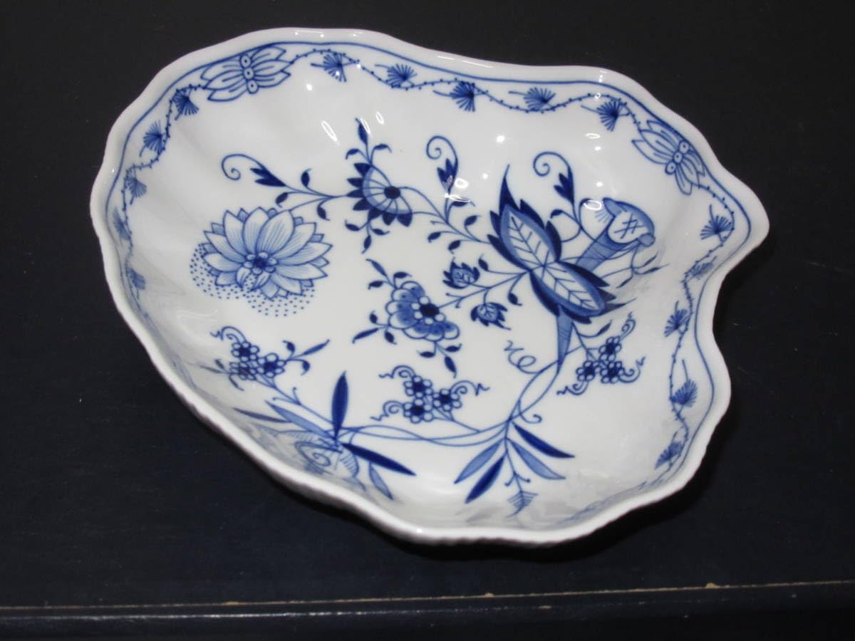 マイセン シェル型 （貝型） プレート ブルーオニオン』 2025年