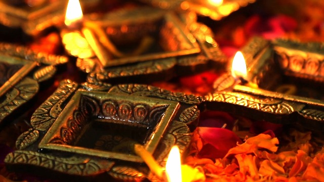 Amazon.com: 4OUR FAITH 12 Pc Multicolor Decorated White Bold Chalk