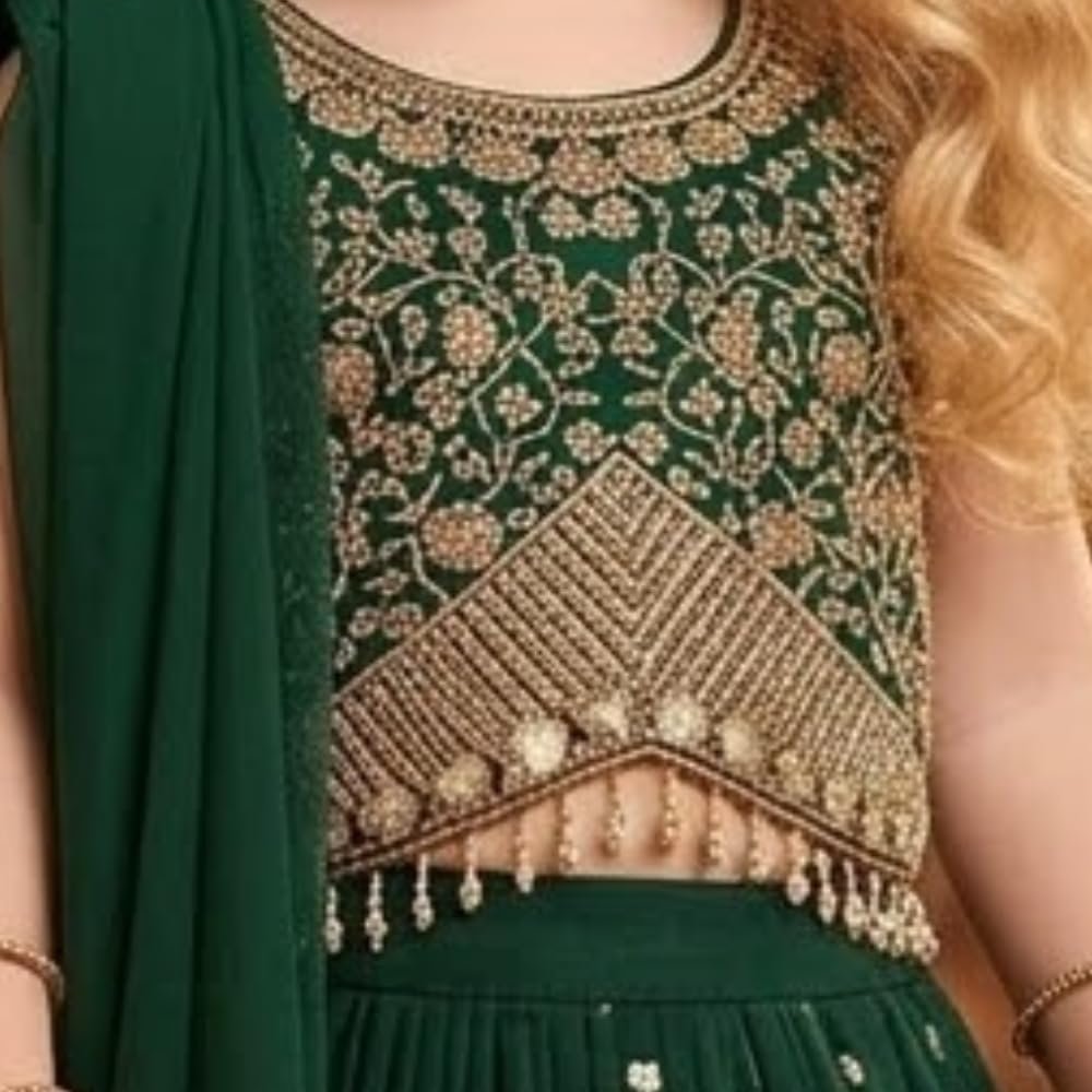 A.T.U.N. (ALL THINGS UBER NICE) Zardozi 3-częściowy zestaw Lehenga z haftem nicią Dupatta i pikowanym topem Choli dla dziewczynek | Designerski świąteczny strój etniczny