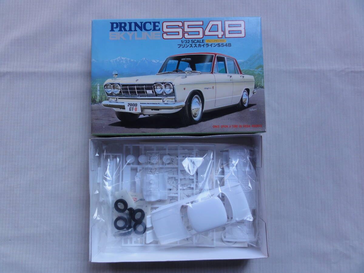 Amazon | LS 1/32 プリンス スカイライン S54B | ミニカー・ダイ