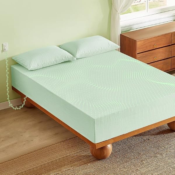 Bamboo Viscose Grounding Sheets, Cooling Breathable for Hot Sleeper, 15 Deep Pocket Silver Infused Bed Sheets, Green King by VMTIZZ - Used condition - CA$41.99