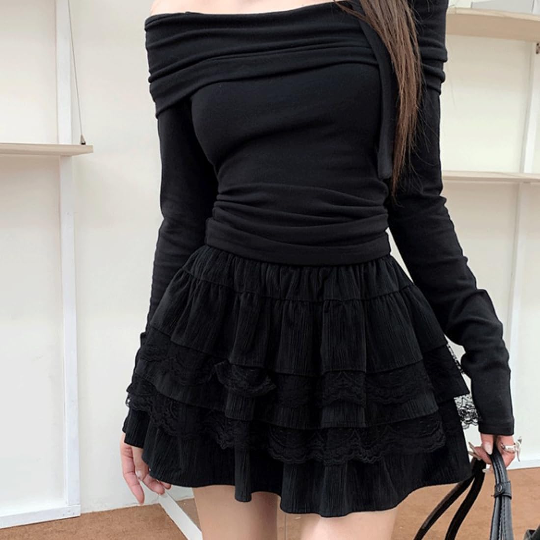 Women Harajuku Lolita Style Kawaii Goth Fashion Casual Elastic Waist Cute Lace Trim Velvet Tiered Short Skirt - Image 4