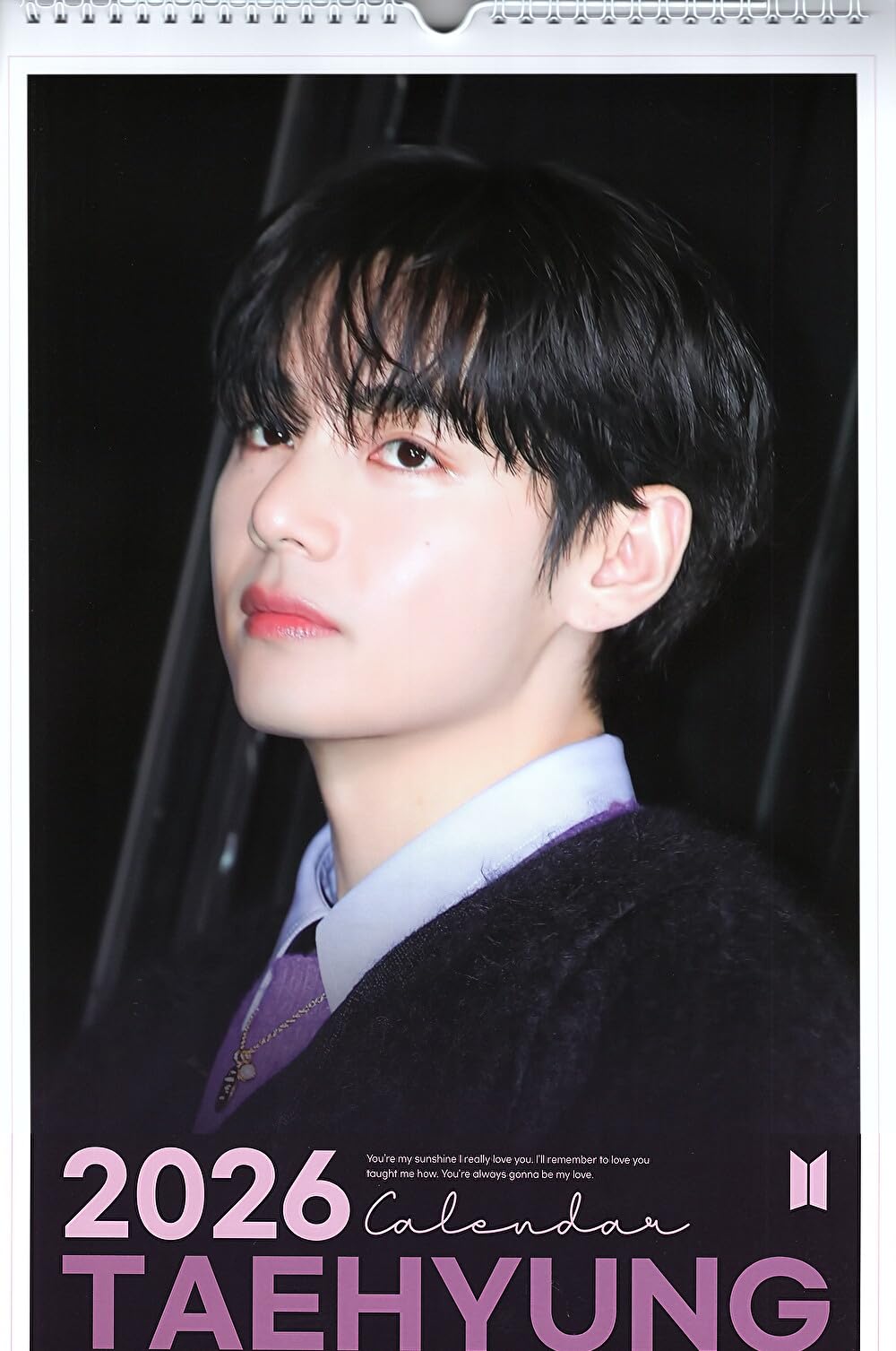 BTS テテ ポスター Amazon.co.jp: 防弾少年団 V テテ グッズ 大判 壁掛け カレンダー 2026