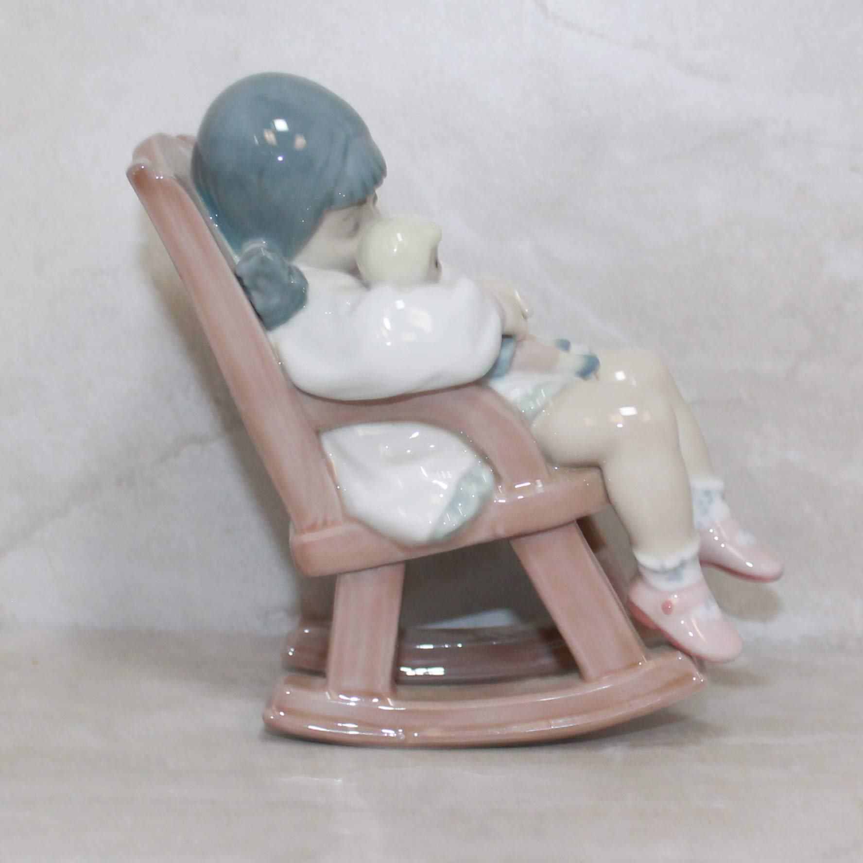 LLADROリヤドロ Amazon.co.jp: Lladro Naptime 05448 : ホーム＆キッチン
