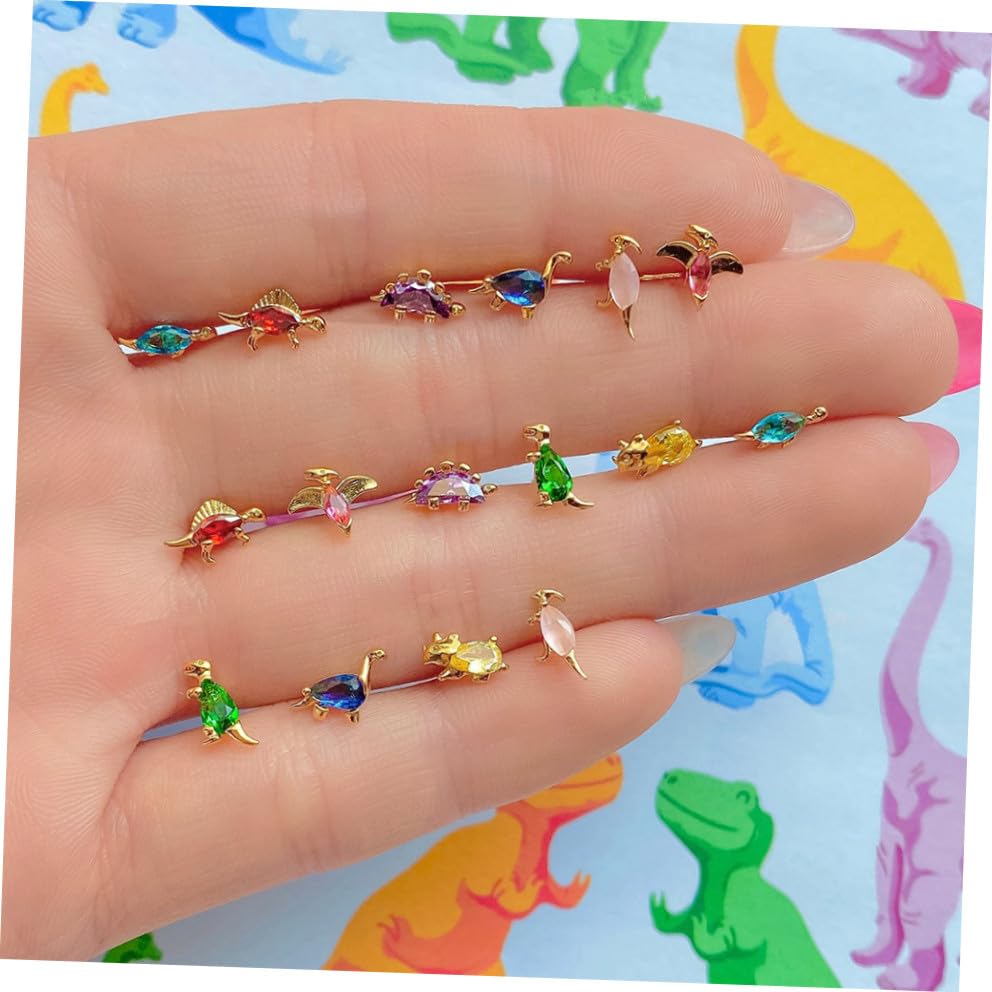 Pendientes pequeños de dibujos animados y accesorios para orejas 6