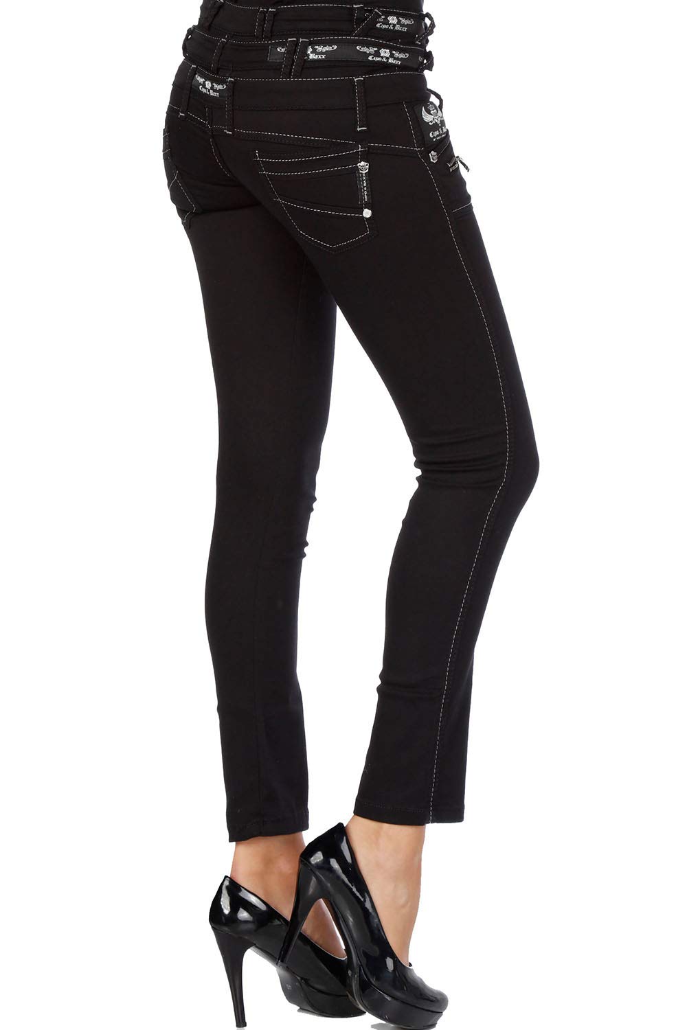 Cipo & Baxx Damen Jeanshose – Damenjeans mit Used Look & Destroyed Style, Modische Hose mit Patches, Nieten & Zierdetails