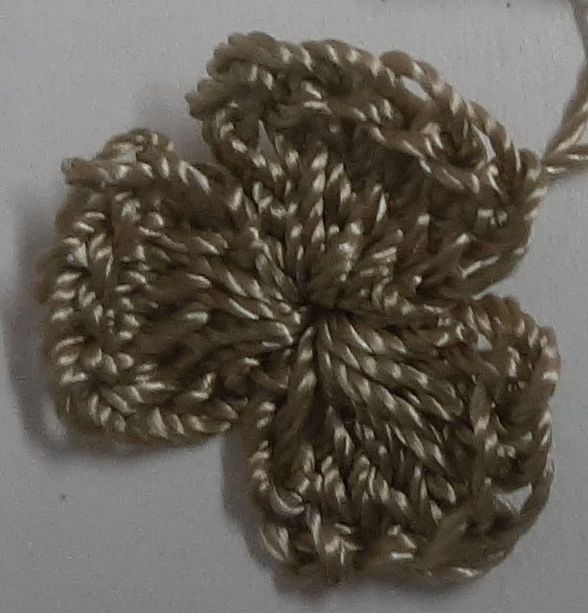 Crochet Mini Flower (Golden) 2