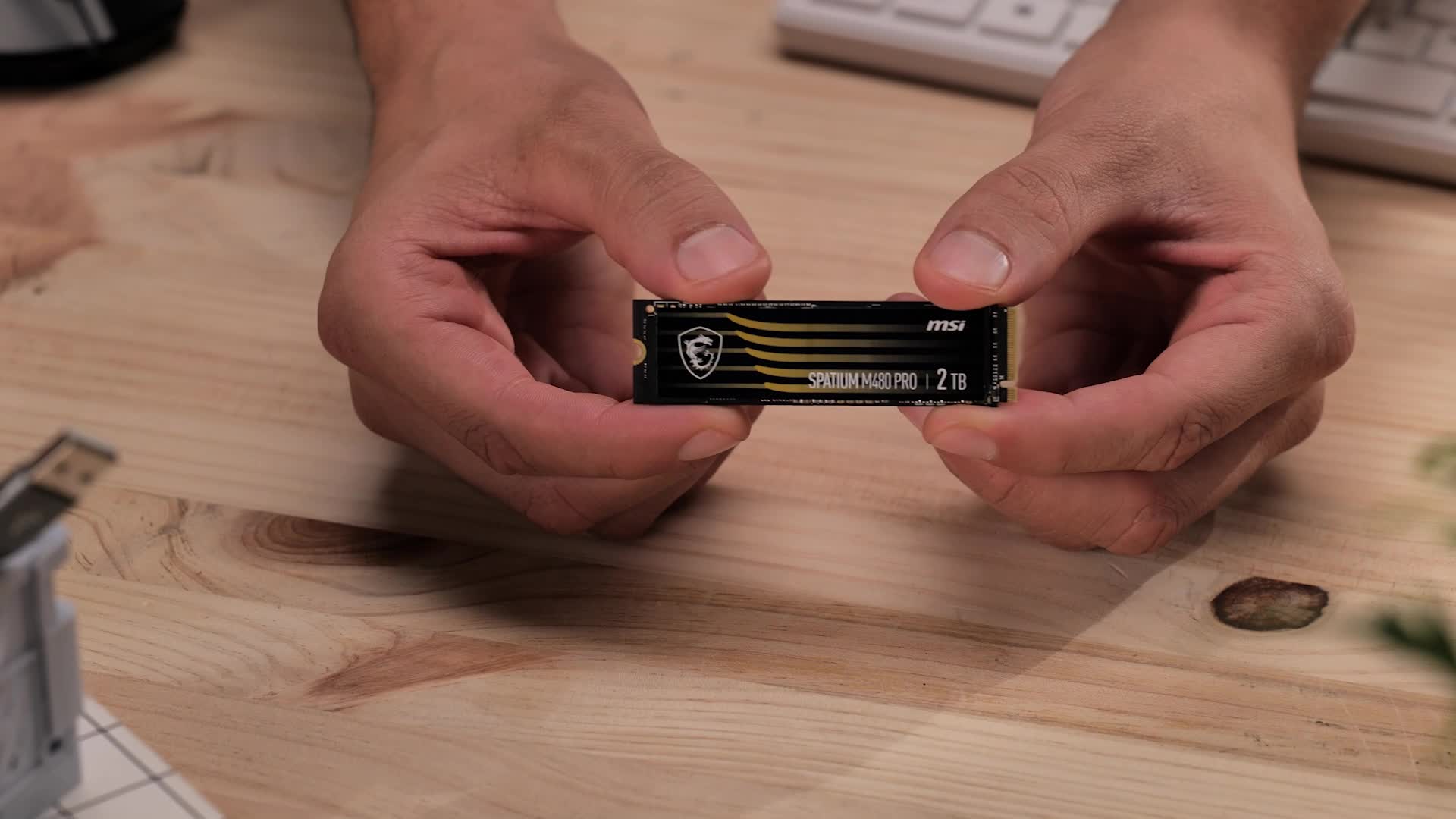 メモリー MSI M480 Pro 2TB PCIe 4.0 NVMe M.2 SPATIUM M480 PRO PCIe 4.0 NVMe M.2