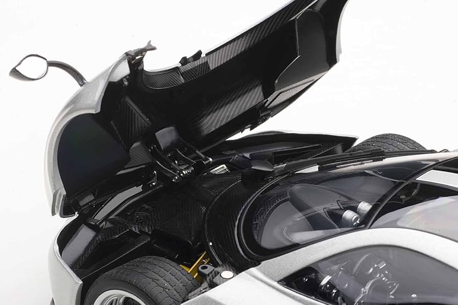 非売品　パガーニ　pagani スーパーカー ノート A5サイズ パガーニ 新型ユートピア発表 V12ツインターボ搭載スーパーカー