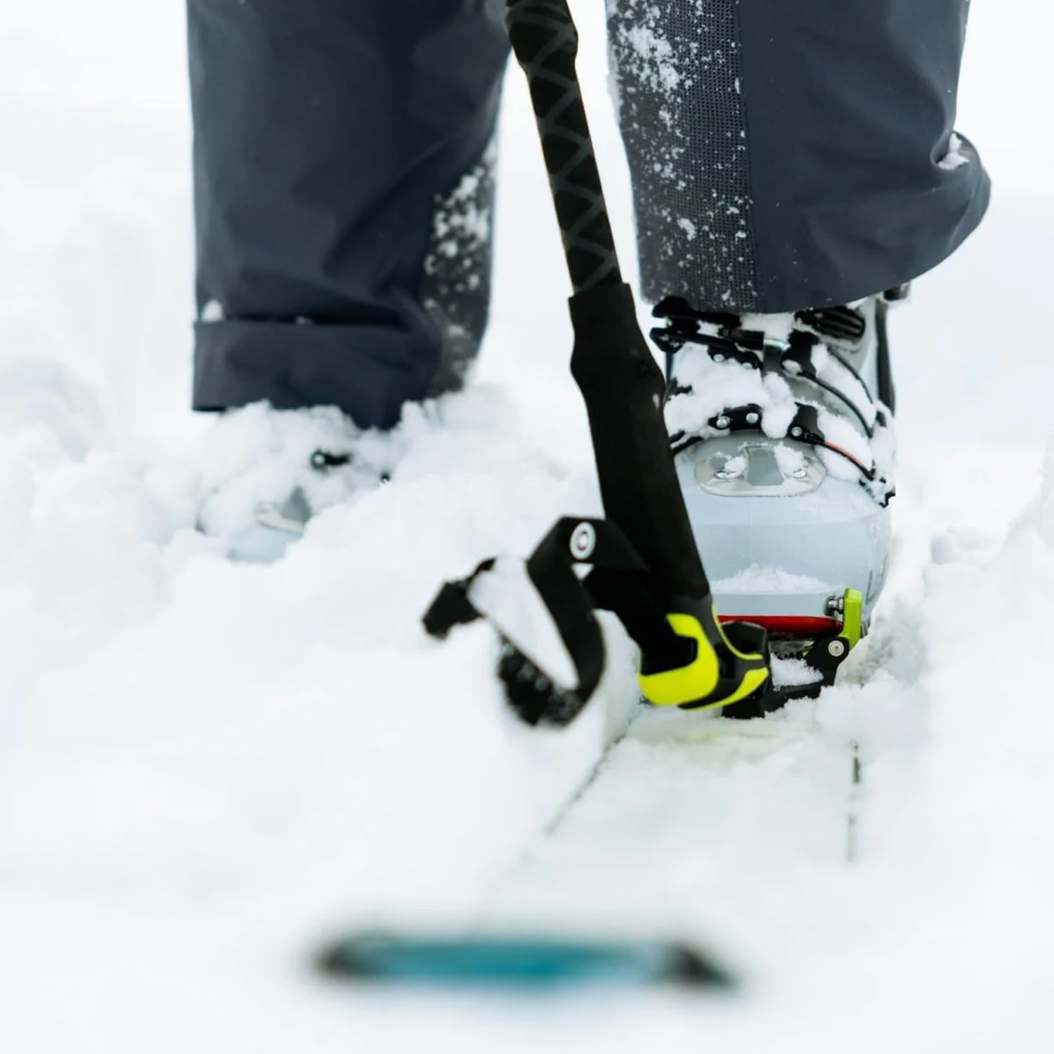 G3 Genuine Guide Gear VIA Carbon Fiber Backcountry Touring Ski Poles, Lightweight Ergonomic Adjustable Skiing Poles, All Snow Conditions, Foam Grips, Designed in BC, Canada, 2022