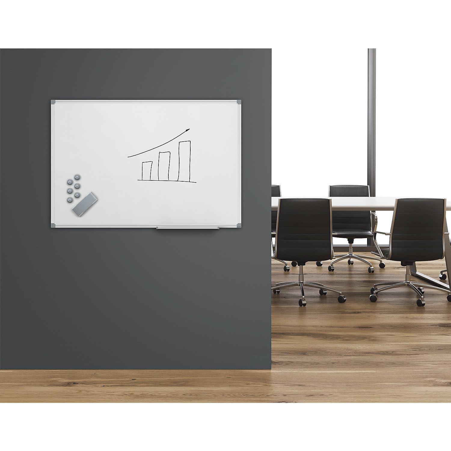 MAUL | Whiteboard MAULstandard | viel Platz für Ideen, magnethaftend für Notizen, trocken abwischbar, flexible Hoch- oder Querformat-Montage, Ablageschale