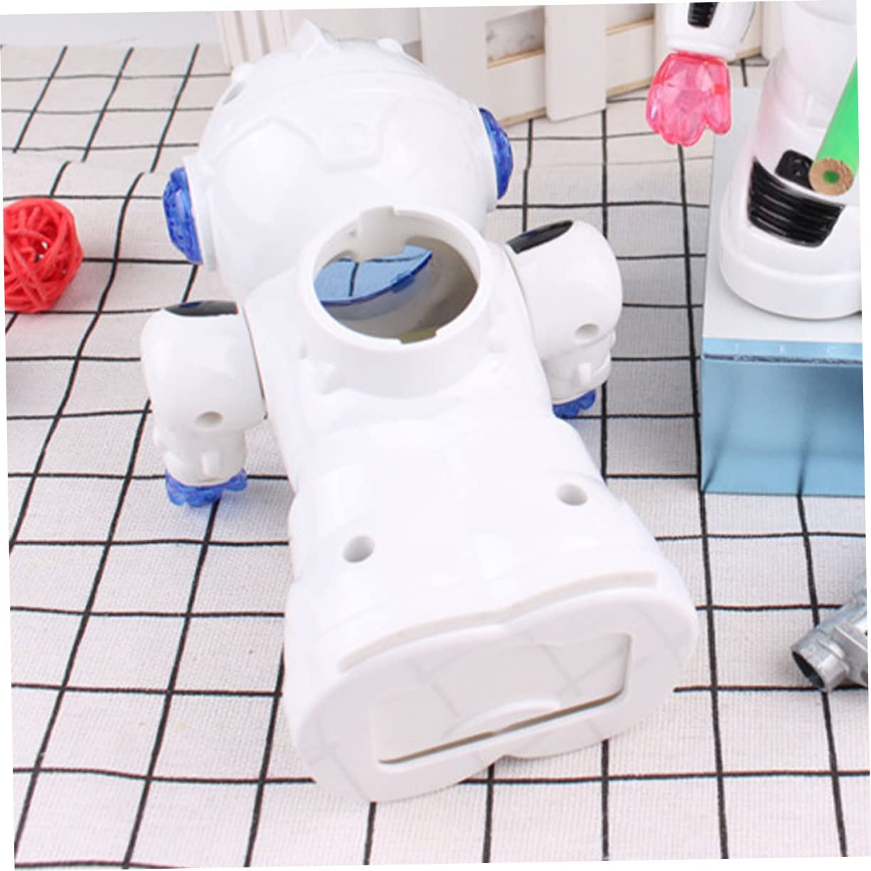 VILLCASE 4stücke Robot Anspitzer Für Mädchen Handkurbel Cartoon Design Tragbar Perfektes Schulbedarf Für Künstler Und Schüler Langlebig Und Benutzerfreundlich Für Büro Und Zuhause